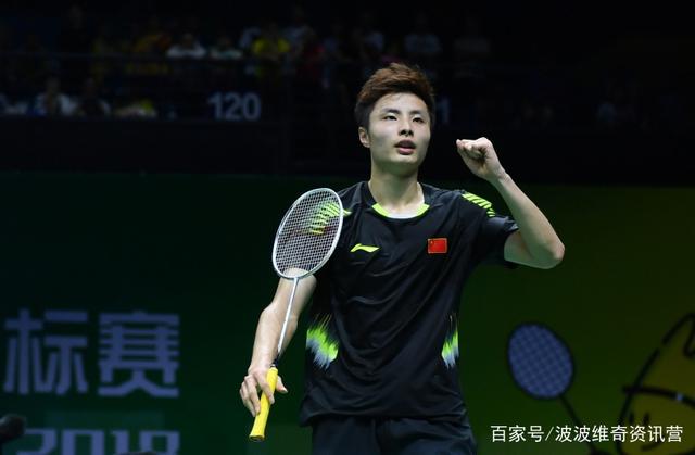 从“跑不死”到“贪不够”，李铁的黑白足球人生羊城晚报.